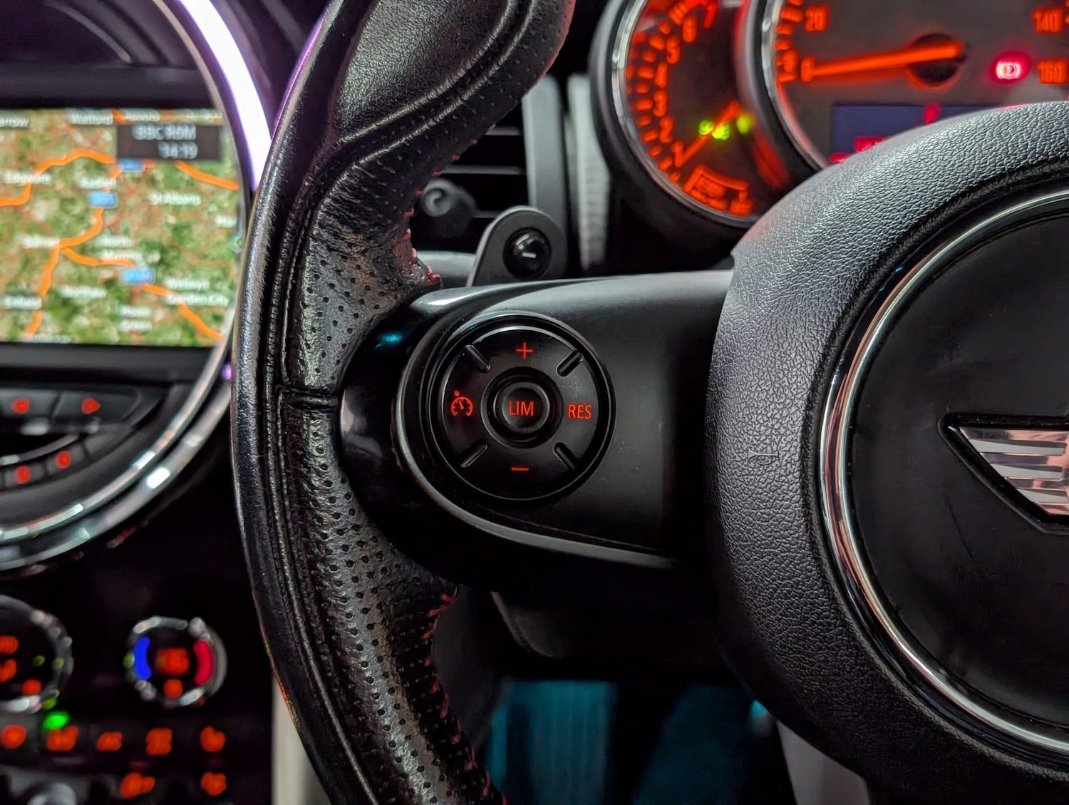 Used MINI Hatch 2015 for sale - 76283376: Photo 43