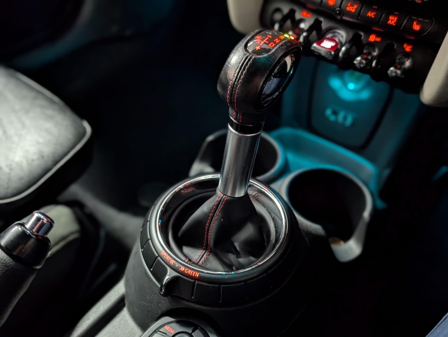 Used MINI Hatch 2015 for sale - 76283376: Photo 7