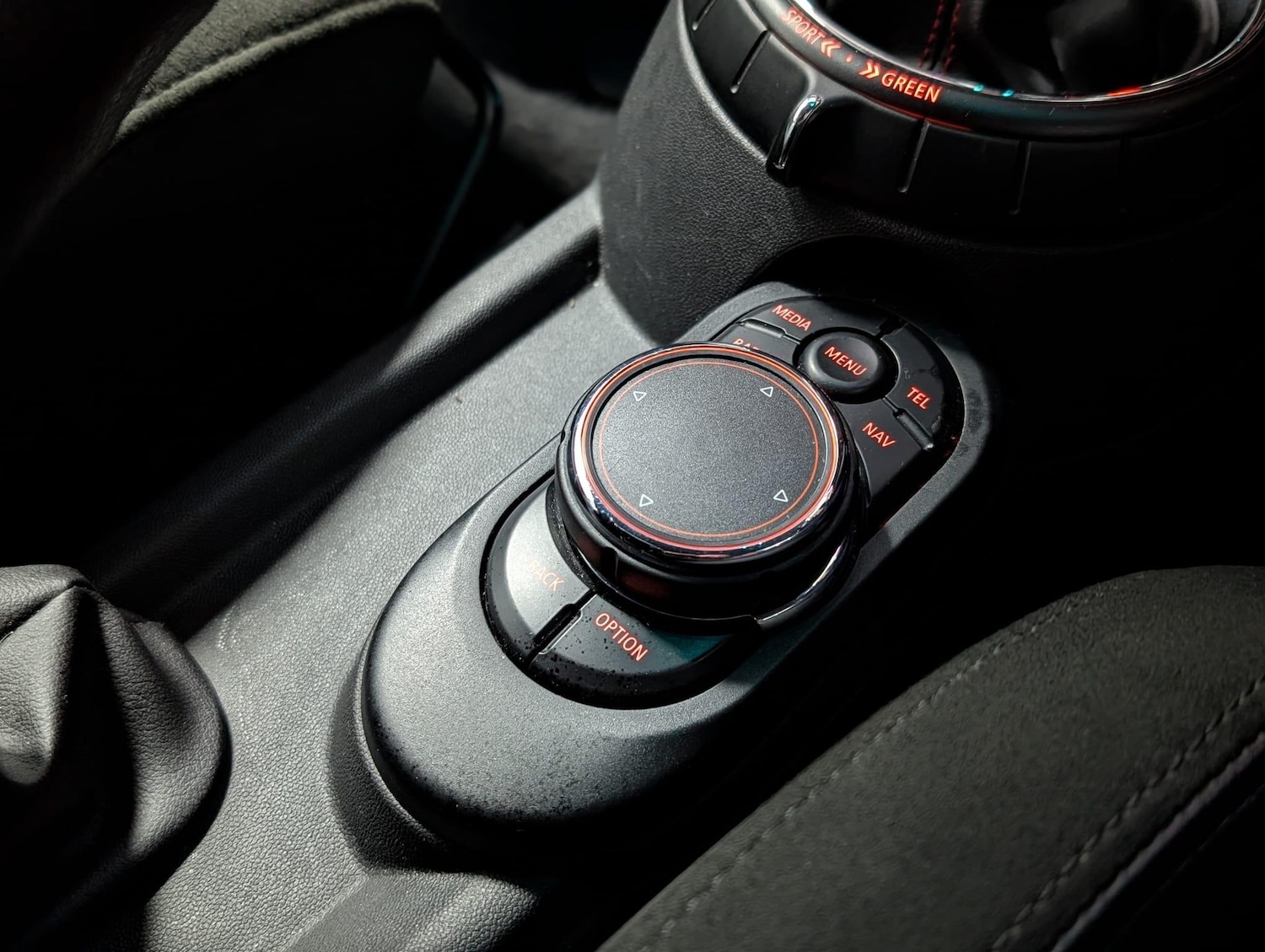 Used MINI Hatch 2015 for sale - 76283376: Photo 8