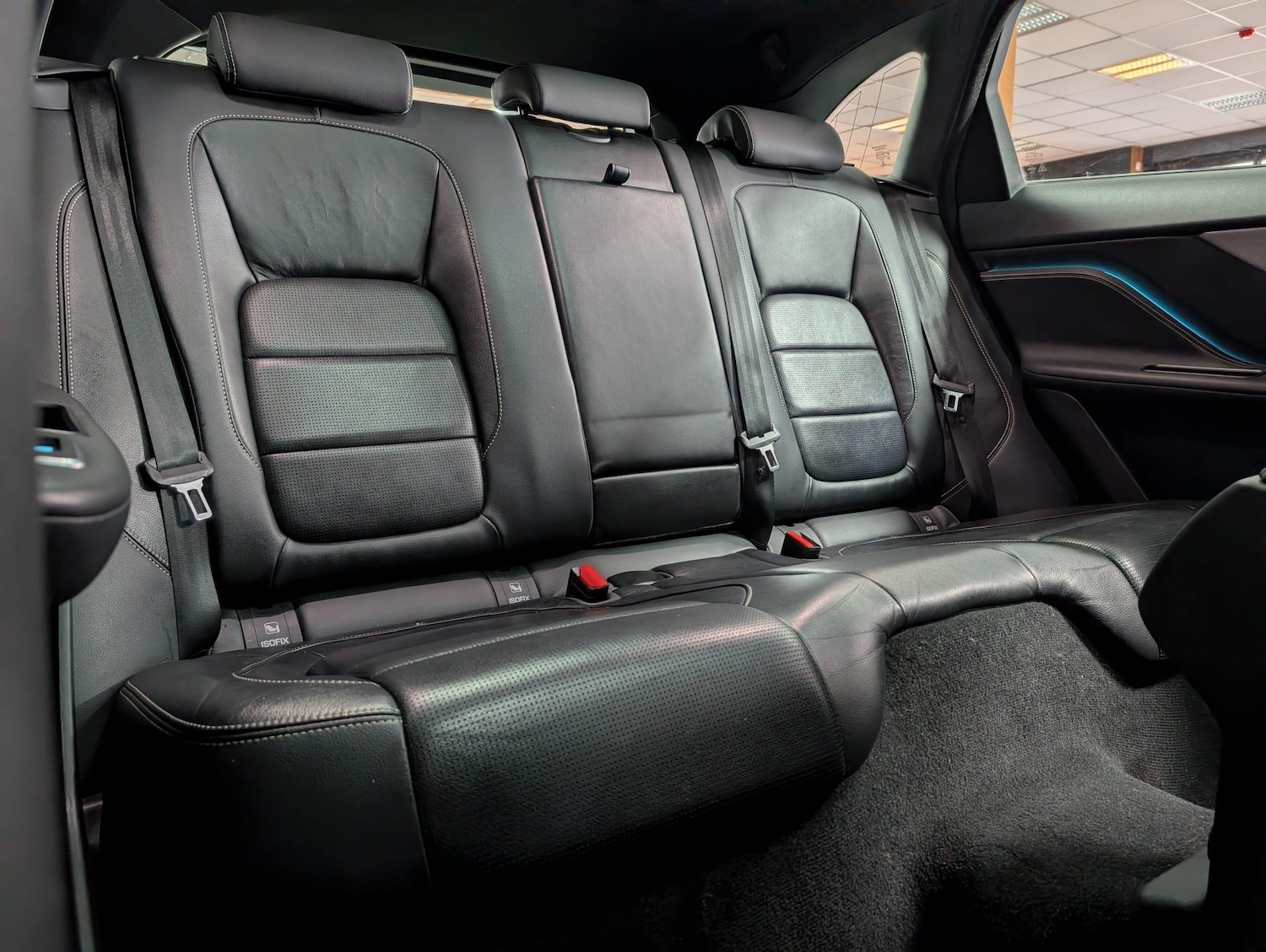Used Jaguar F-Pace 2016 for sale - 76349628: Photo 19