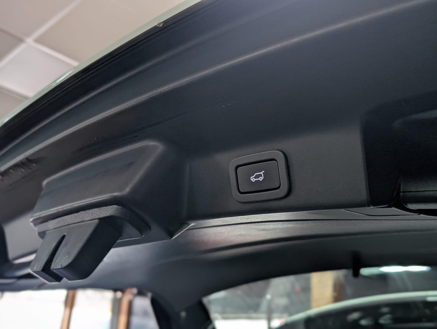 Used Jaguar F-Pace 2016 for sale - 76349628: Photo 22