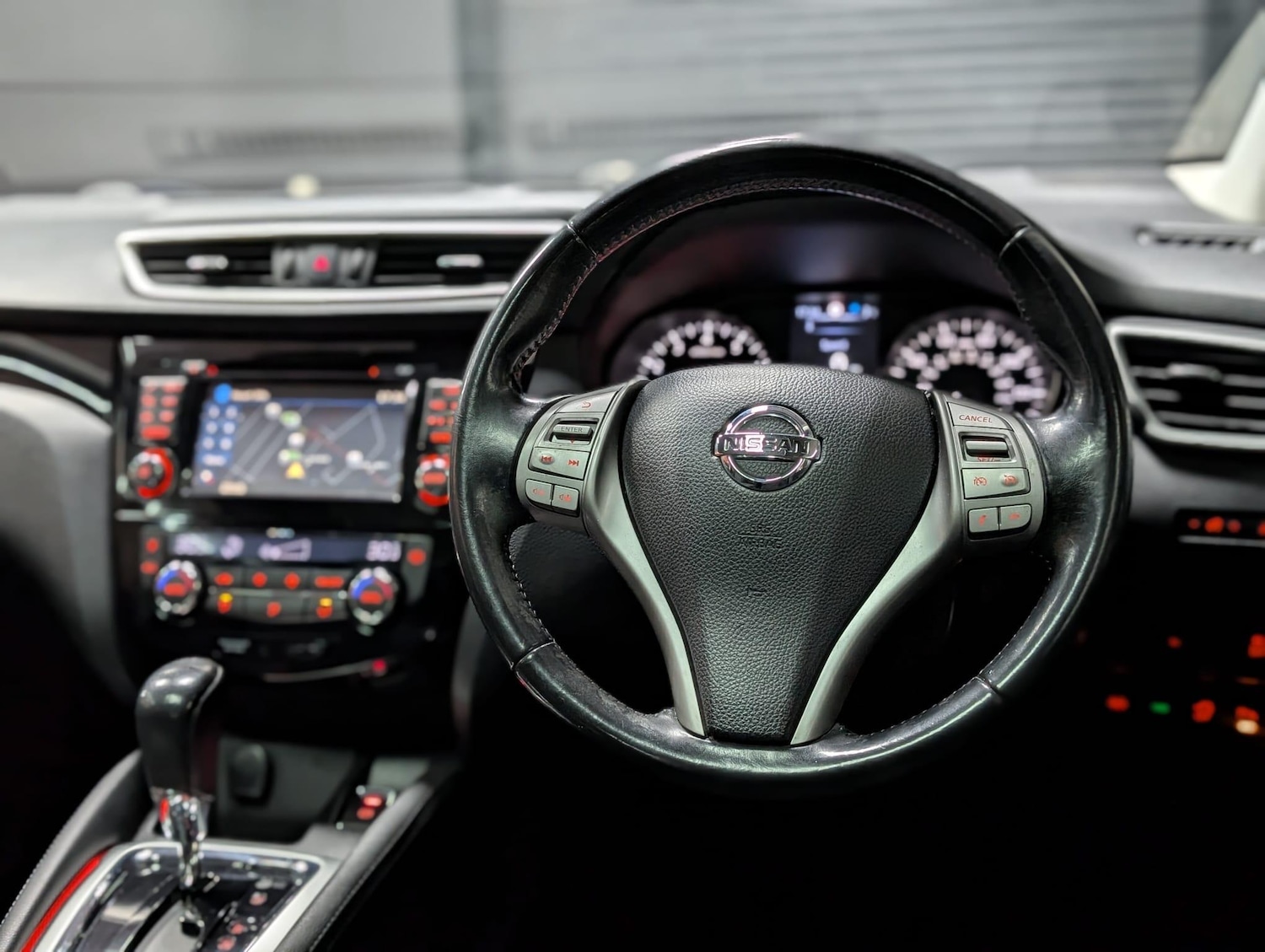 Used Nissan Qashqai 2015 for sale - 77090887: Photo 24