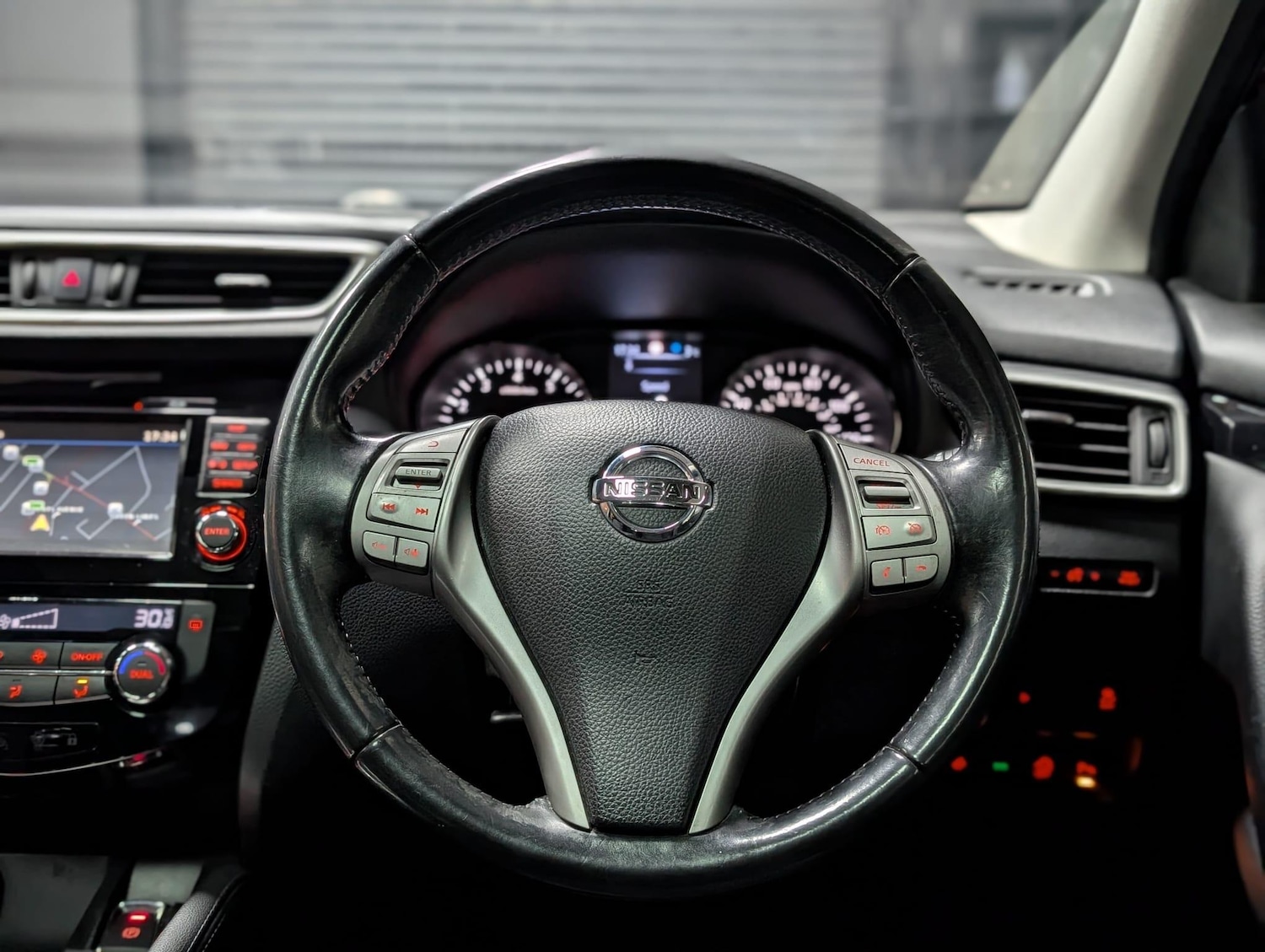 Used Nissan Qashqai 2015 for sale - 77090887: Photo 25