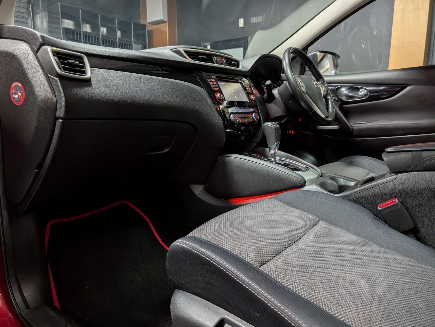 Used Nissan Qashqai 2015 for sale - 77090887: Photo 27