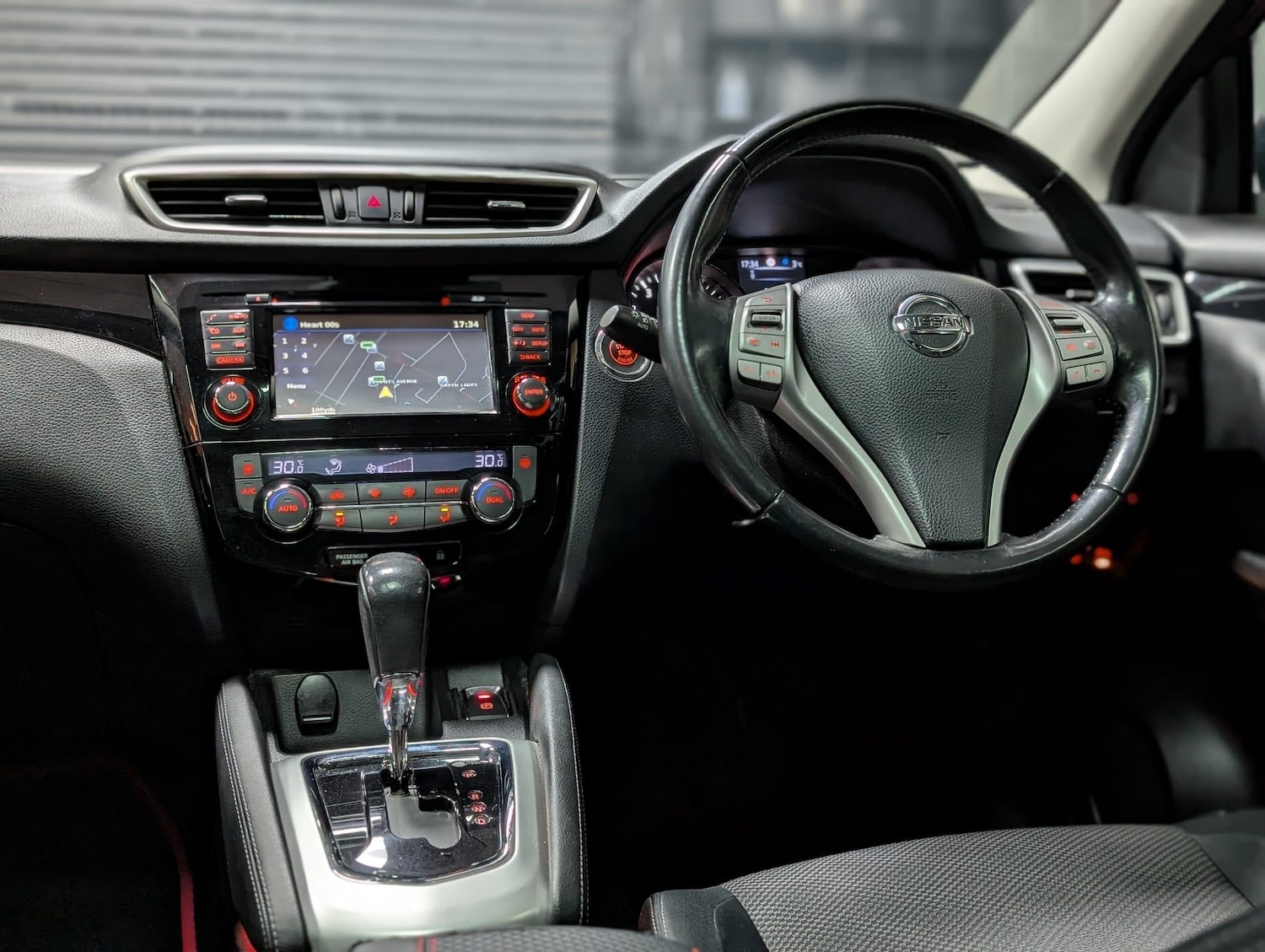 Used Nissan Qashqai 2015 for sale - 77090887: Photo 6