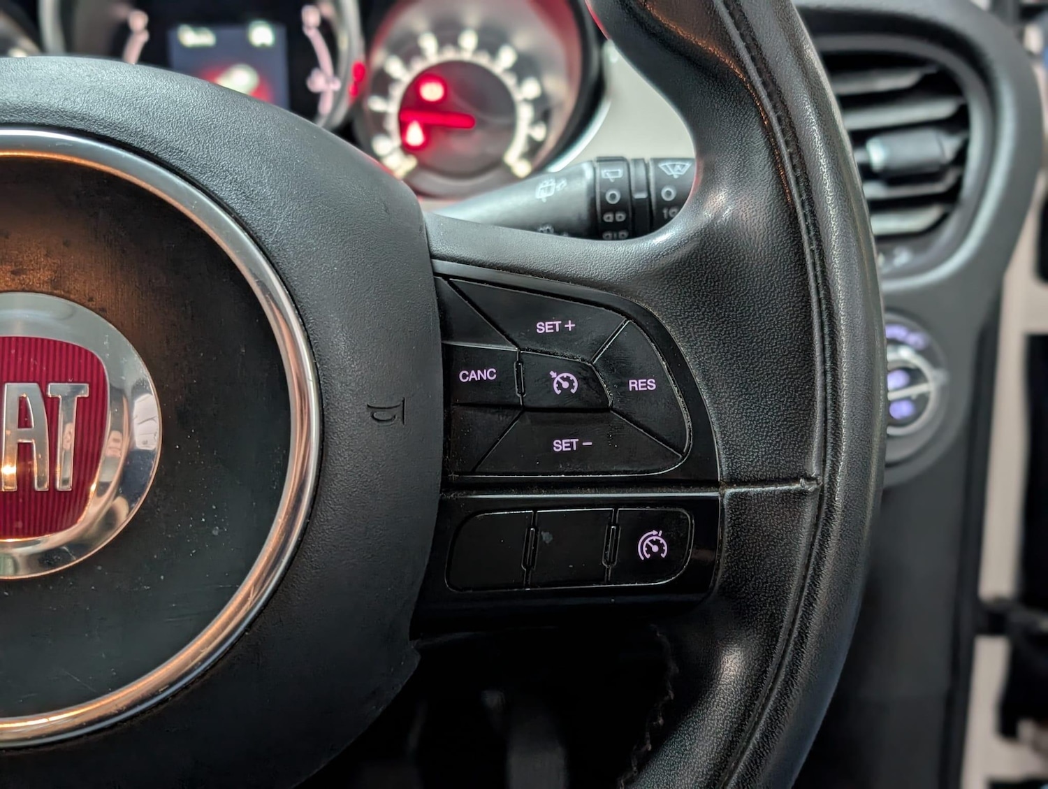 Used Fiat 500X 2015 for sale - 76215472: Photo 14