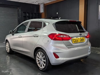 Used Ford Fiesta 2017 for sale - 75747089: Photo