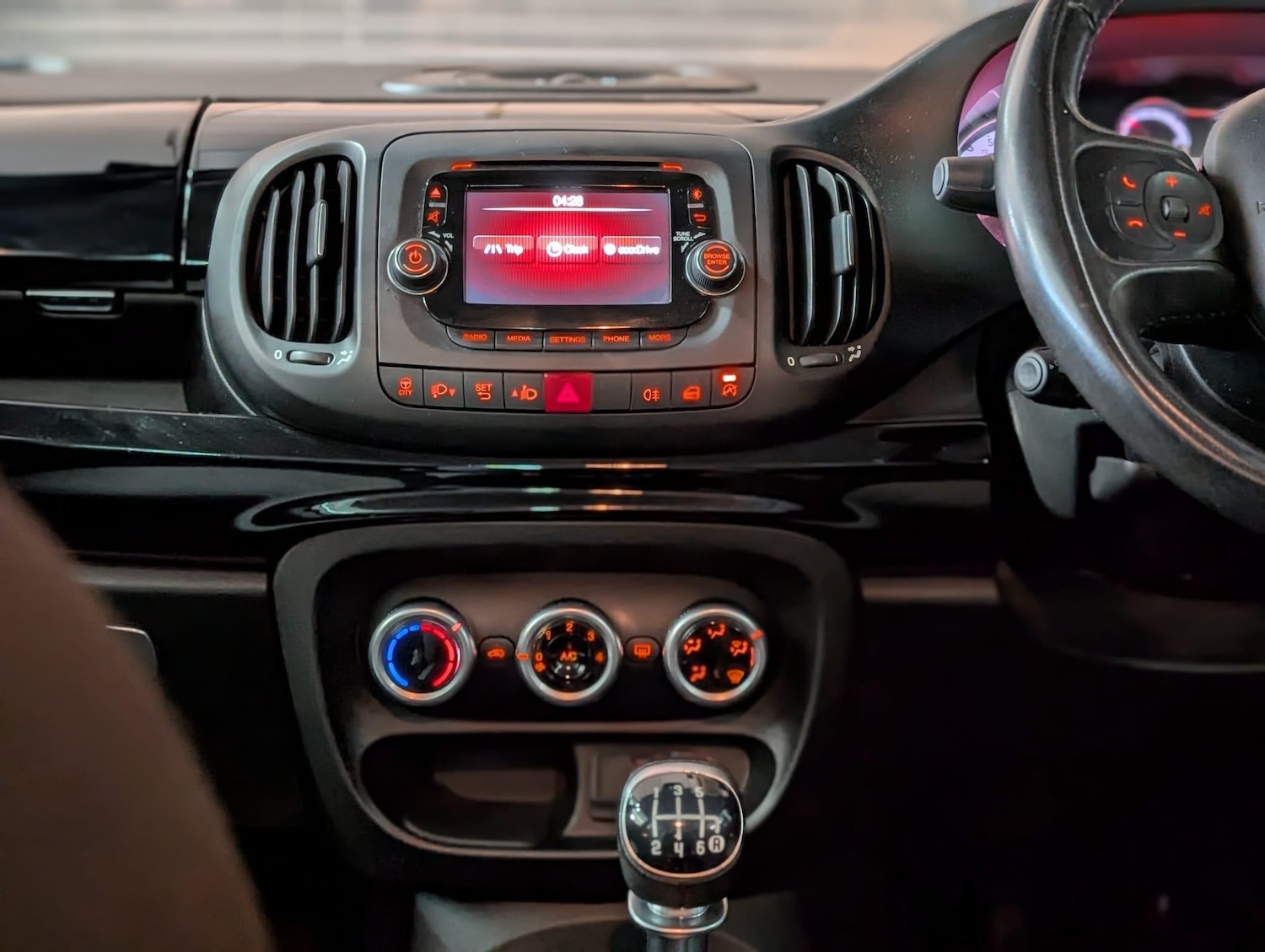 Used Fiat 500L 2013 for sale - 77574274: Photo 27