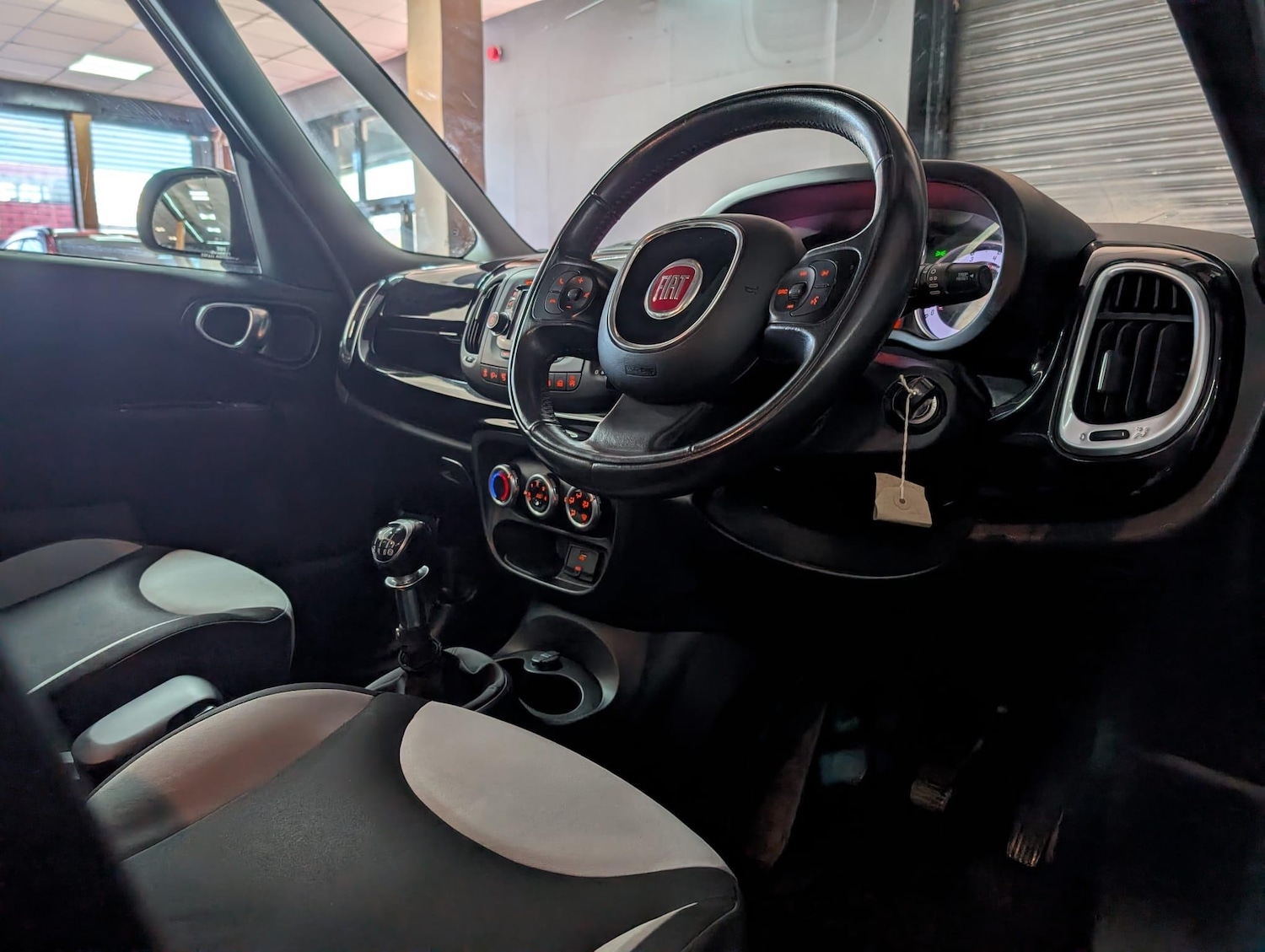 Used Fiat 500L 2013 for sale - 77574274: Photo 6