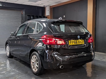 Used BMW 2 Series 2016 for sale - 76658775: Photo