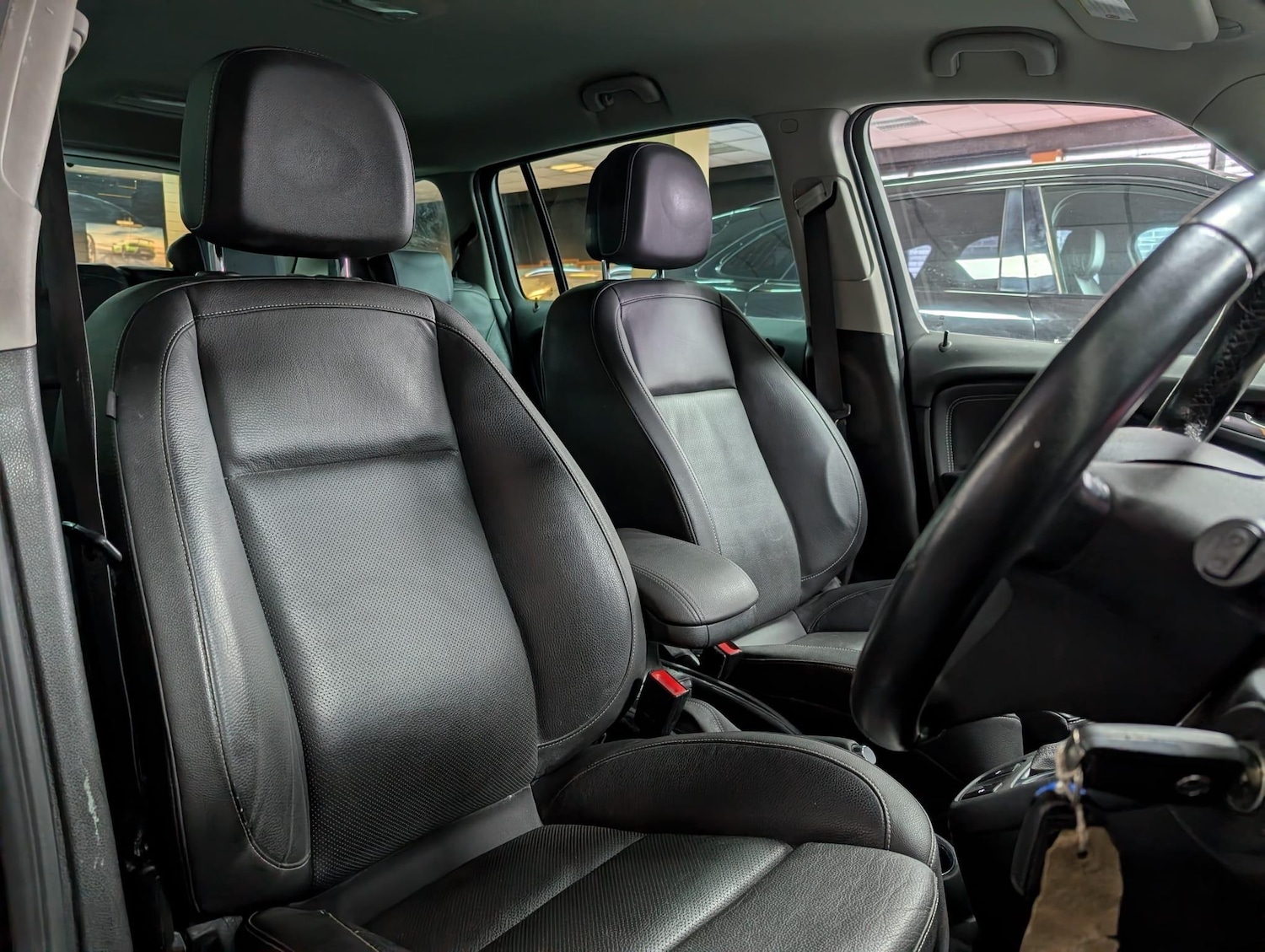 Used Vauxhall Zafira 2017 for sale - 77304905: Photo 11