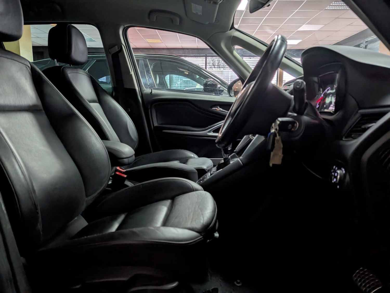 Used Vauxhall Zafira 2017 for sale - 77304905: Photo 12