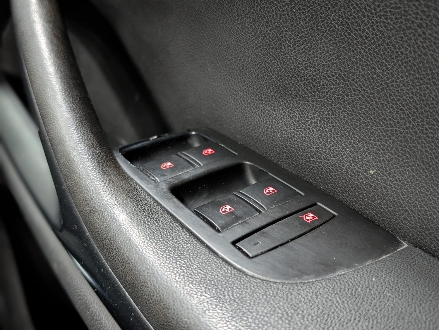 Used Vauxhall Zafira 2017 for sale - 77304905: Photo 17