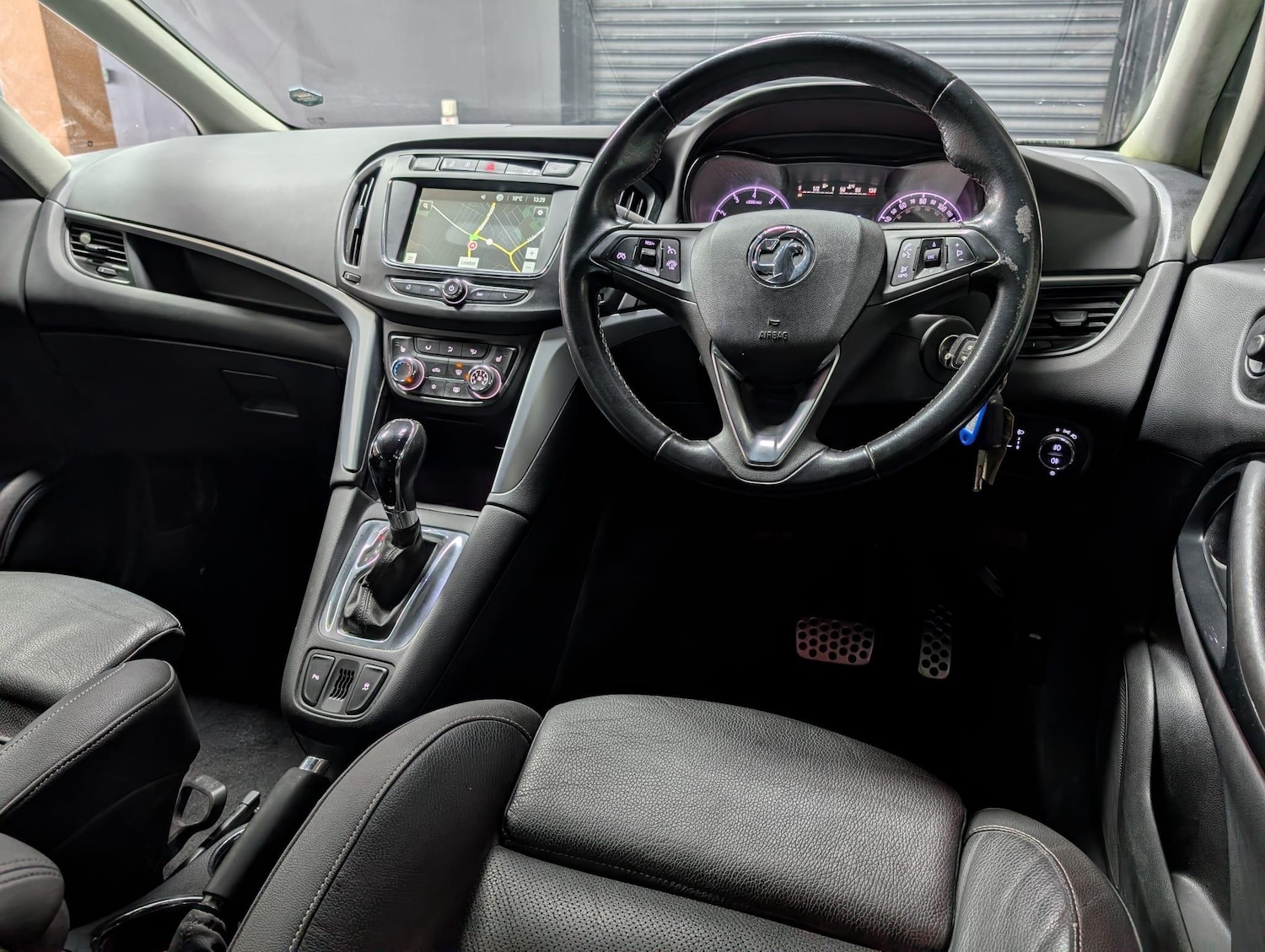 Used Vauxhall Zafira 2017 for sale - 77304905: Photo 6