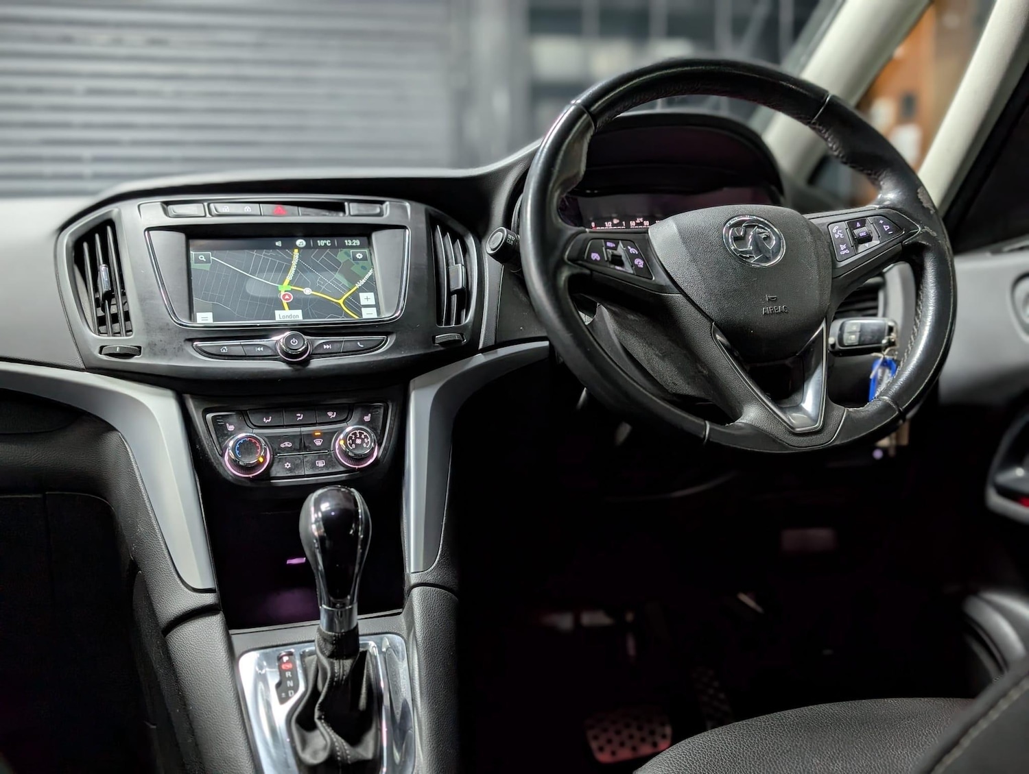 Used Vauxhall Zafira 2017 for sale - 77304905: Photo 9