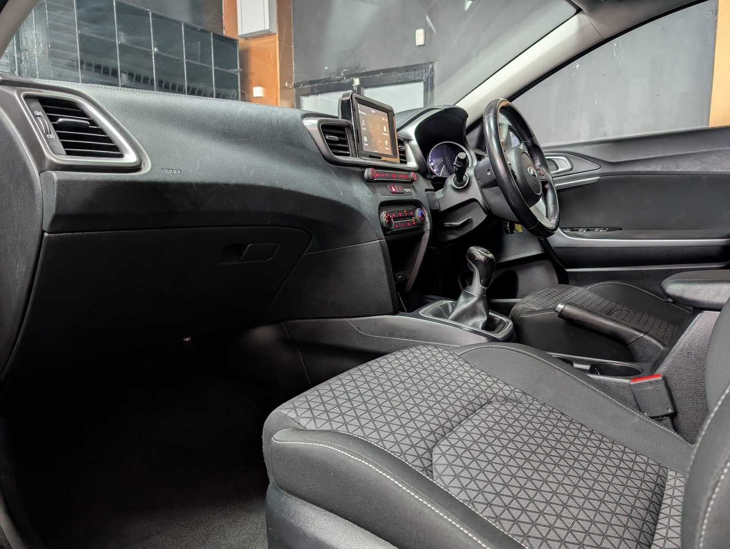 Used Kia Ceed 2018 for sale - 76976724: Photo 29