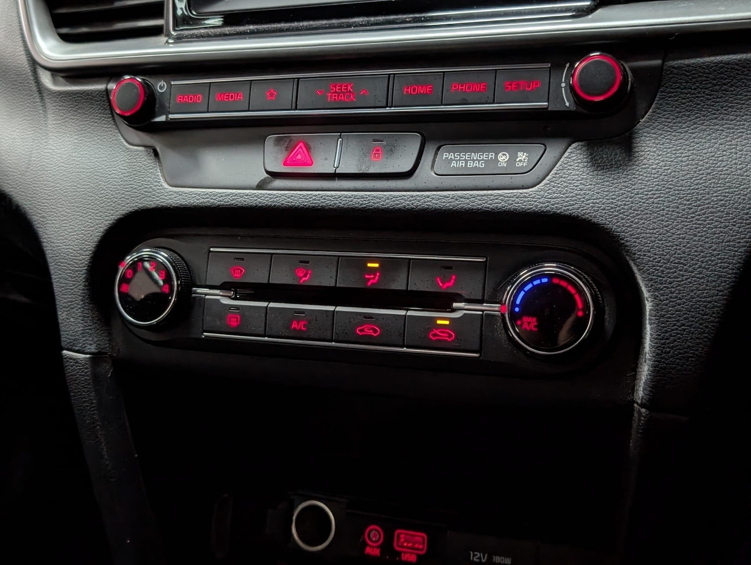 Used Kia Ceed 2018 for sale - 76976724: Photo 34