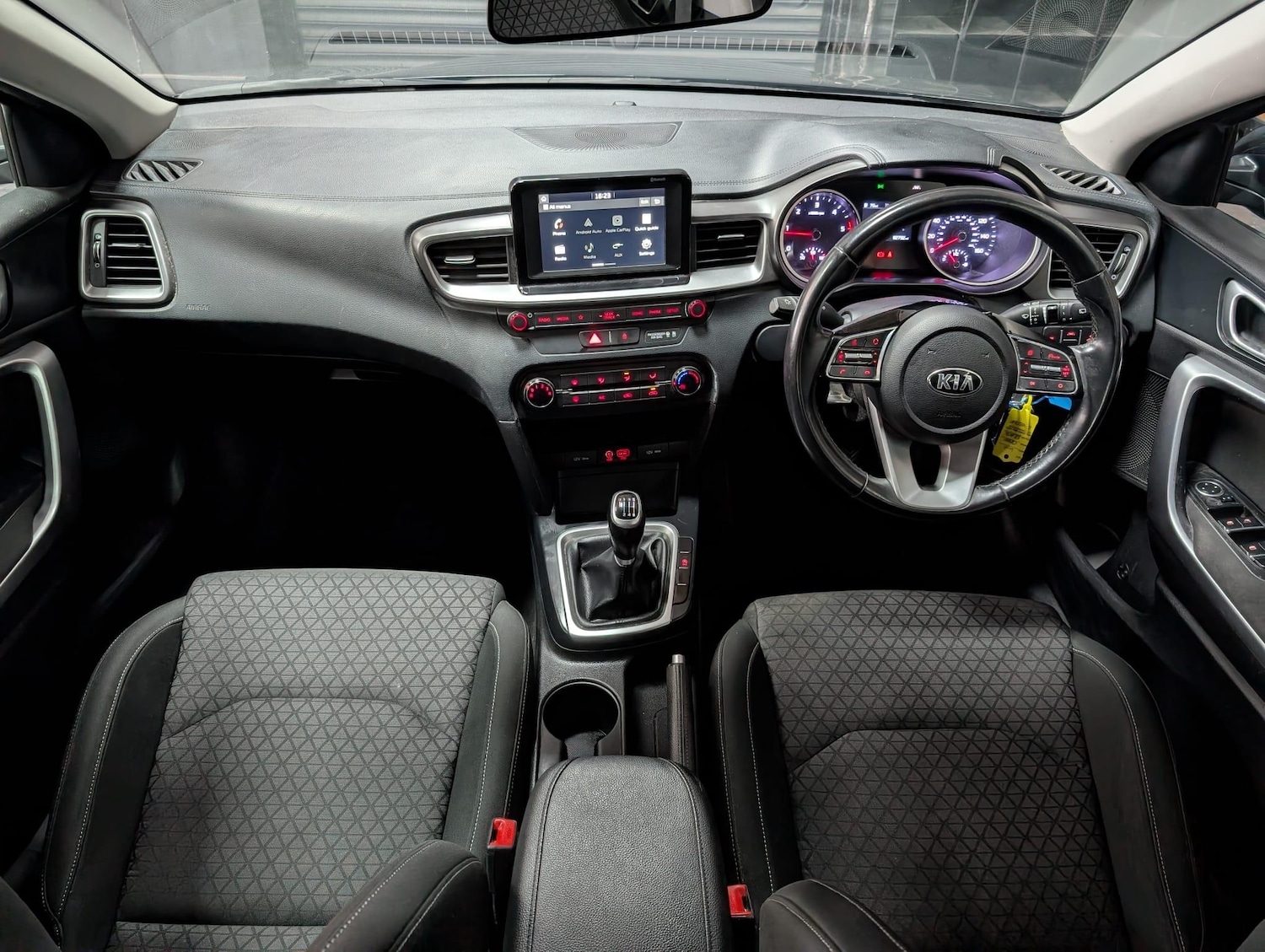 Used Kia Ceed 2018 for sale - 76976724: Photo 8