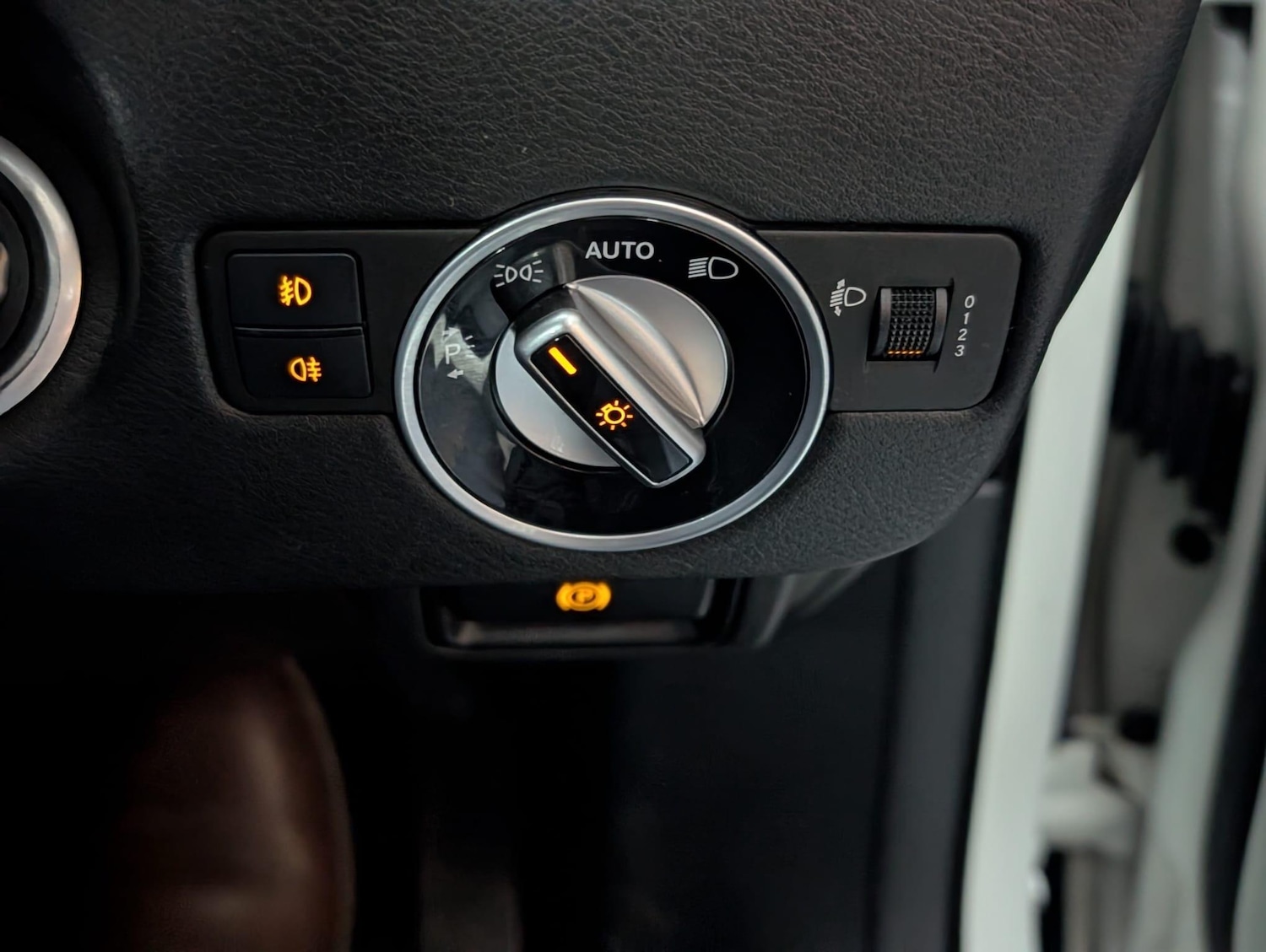 Used Infiniti Q30 2017 for sale - 77278733: Photo 16