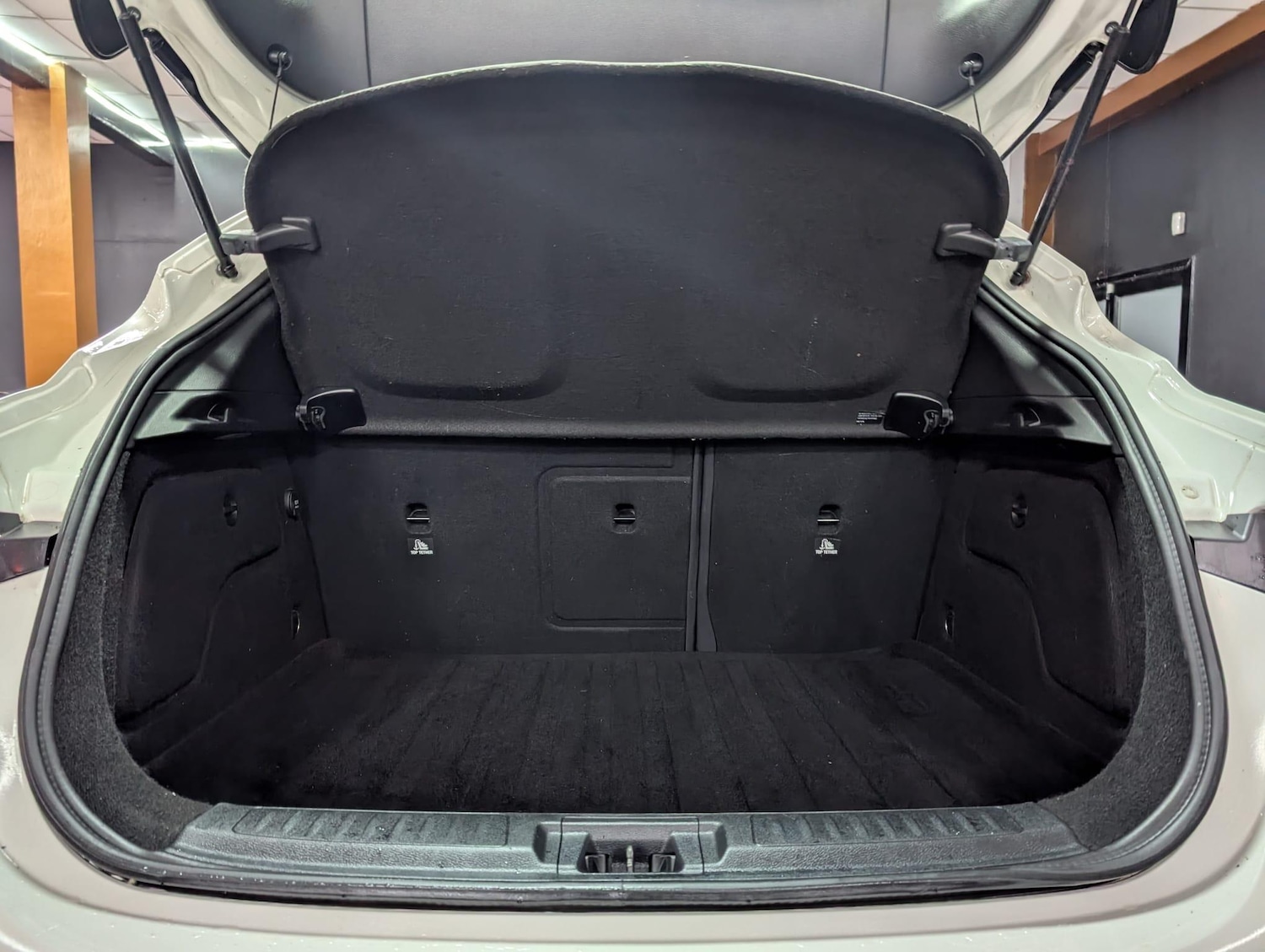 Used Infiniti Q30 2017 for sale - 77278733: Photo 23