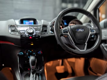 Used Ford Fiesta 2013 for sale - 75340091: Photo