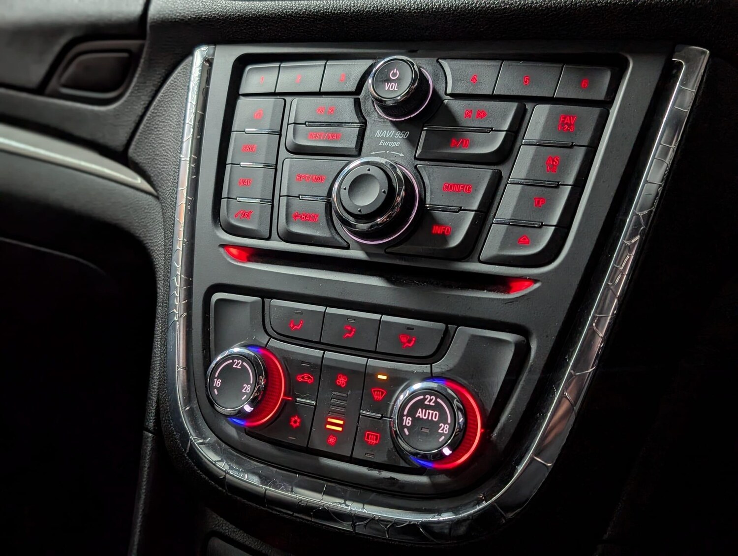 Used Vauxhall Mokka 2015 for sale - 77376201: Photo 13