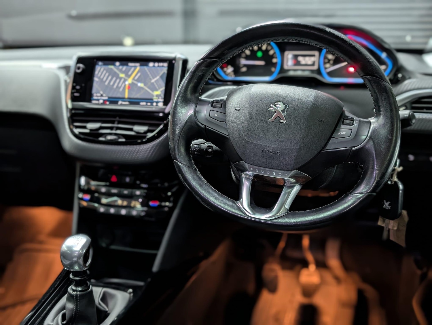 Used Peugeot 2008 for sale - 76659059: Photo 24