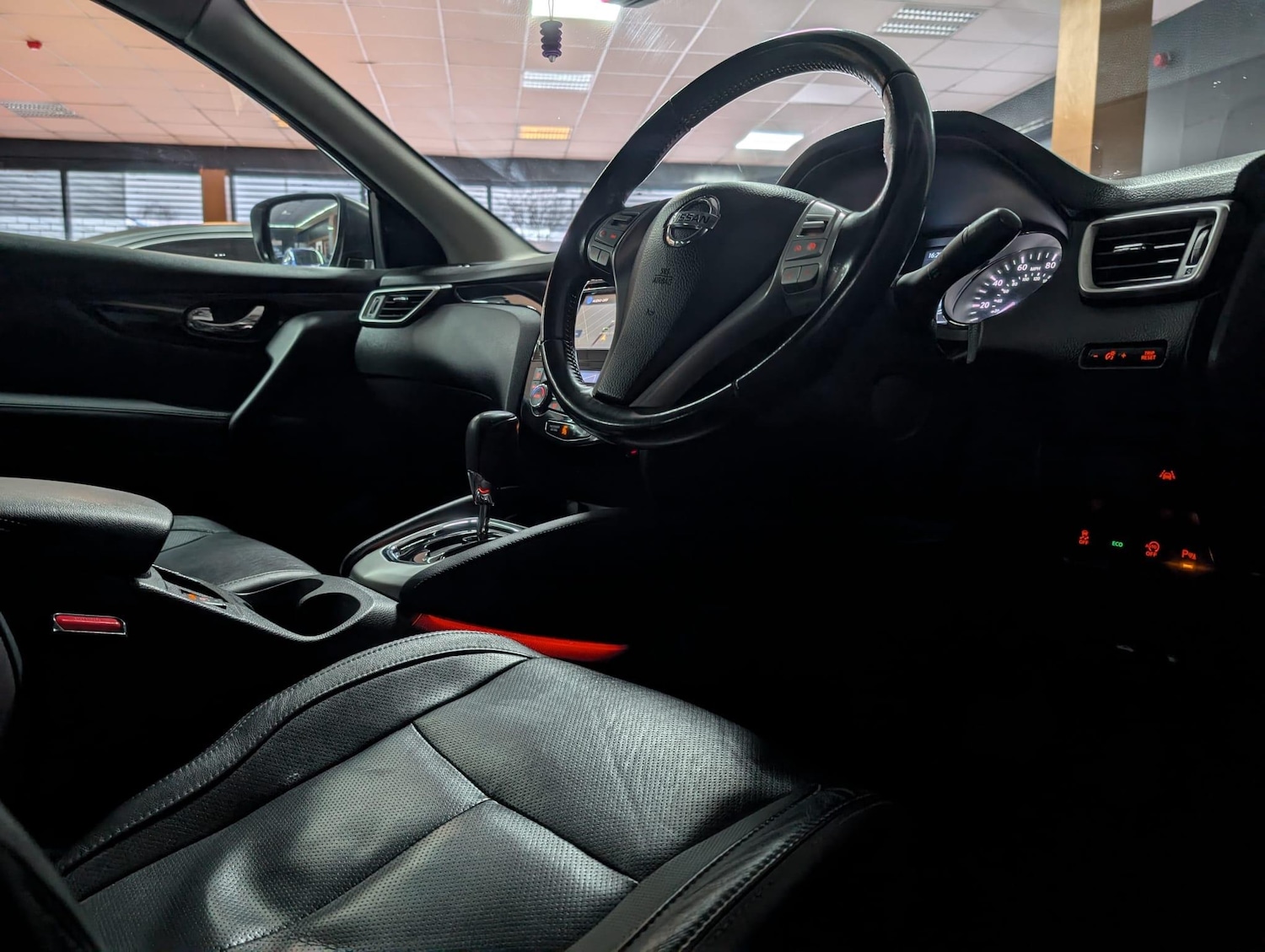 Used Nissan Qashqai for sale - 77625091: Photo 39