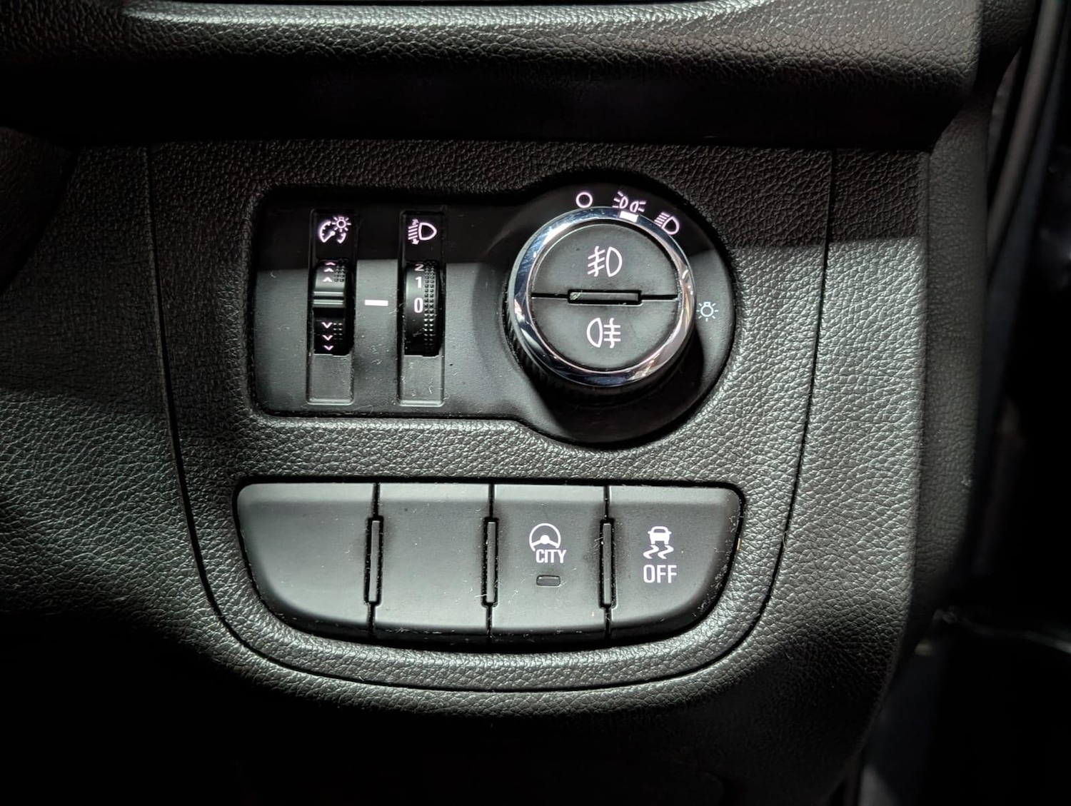 Used Vauxhall Viva 2019 for sale - 76997639: Photo 23