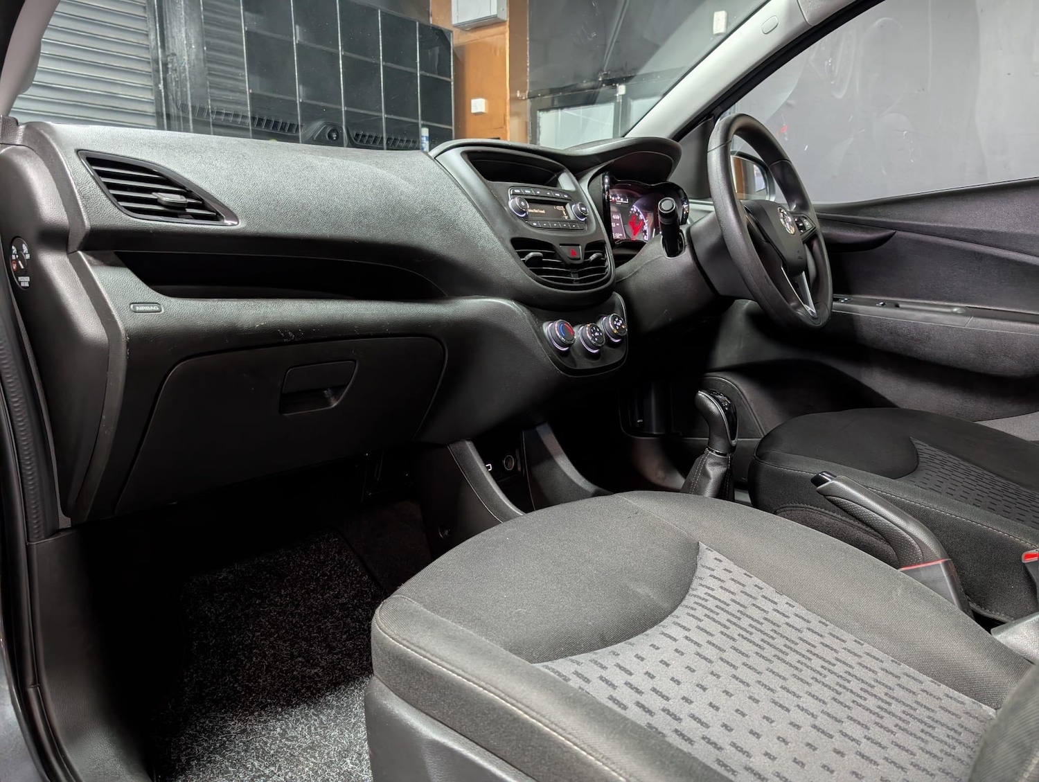 Used Vauxhall Viva for sale - 76440475: Photo 12