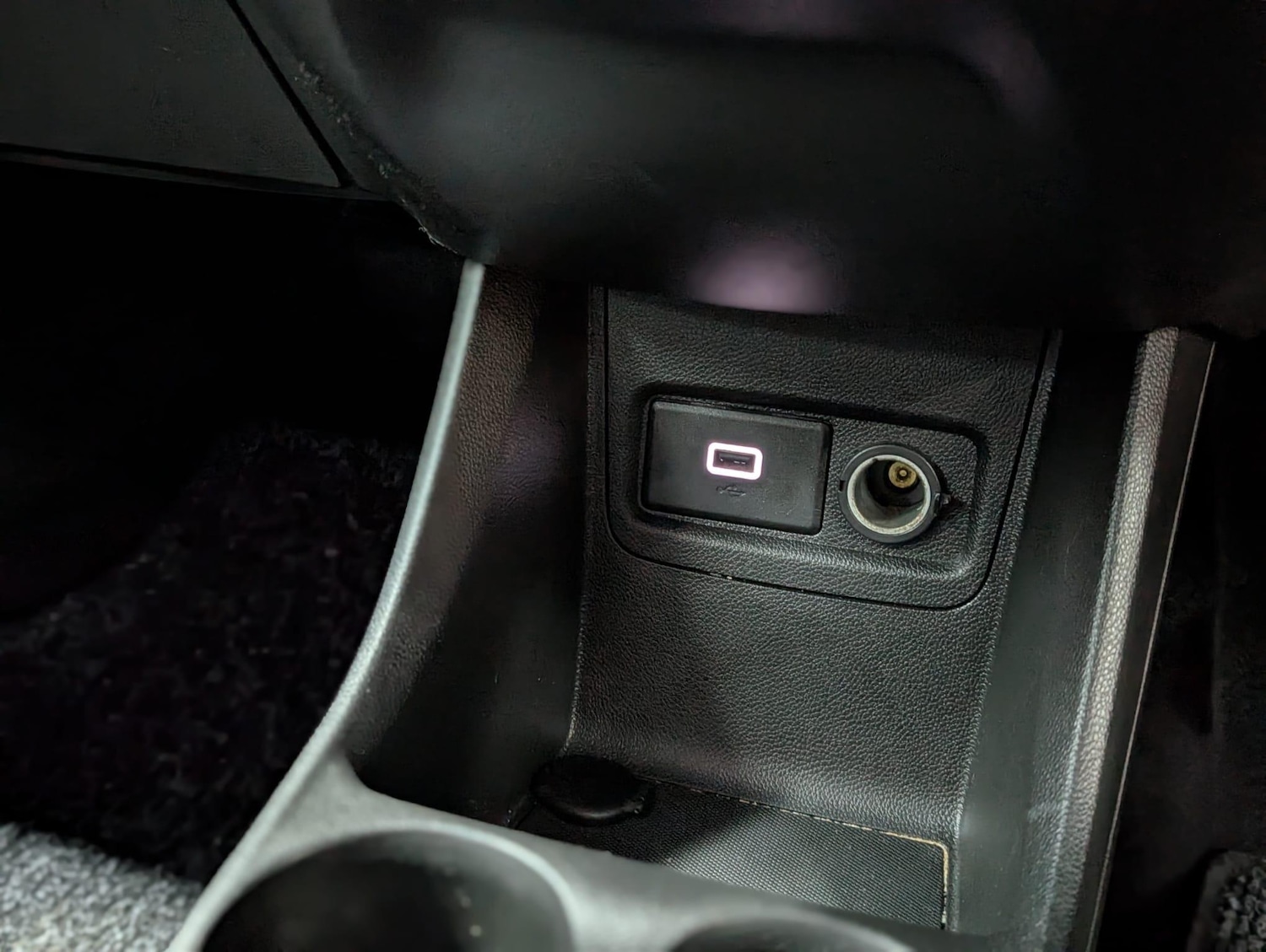 Used Vauxhall Viva for sale - 76440475: Photo 24