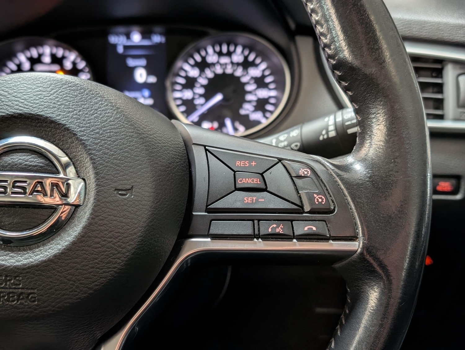 Used Nissan Qashqai 2017 for sale - 76898238: Photo 17