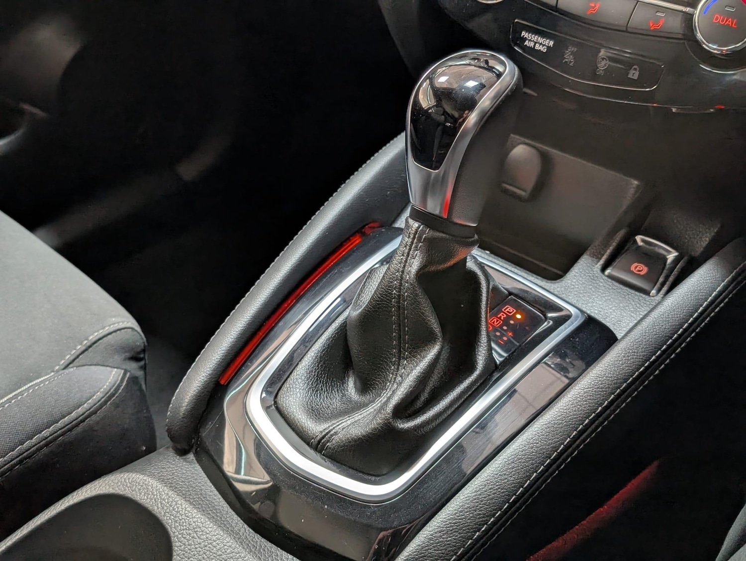 Used Nissan Qashqai 2017 for sale - 76898238: Photo 8