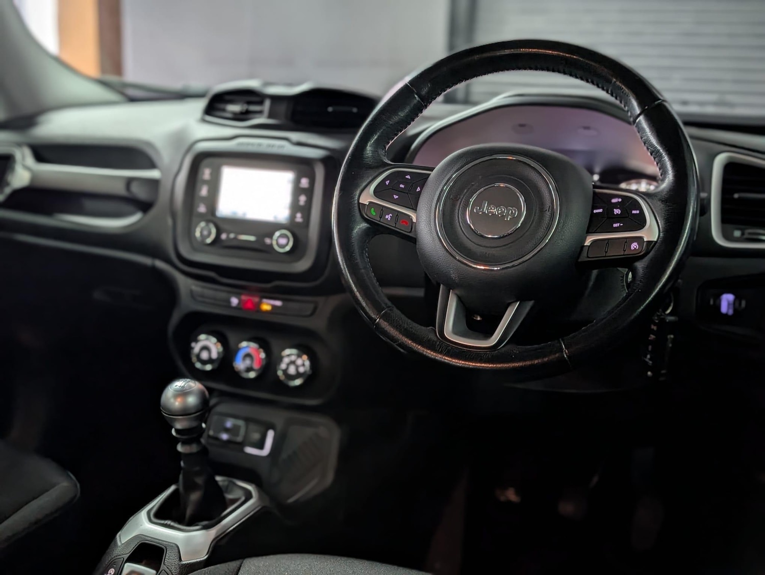 Used Jeep Renegade 2017 for sale - 77647083: Photo 30