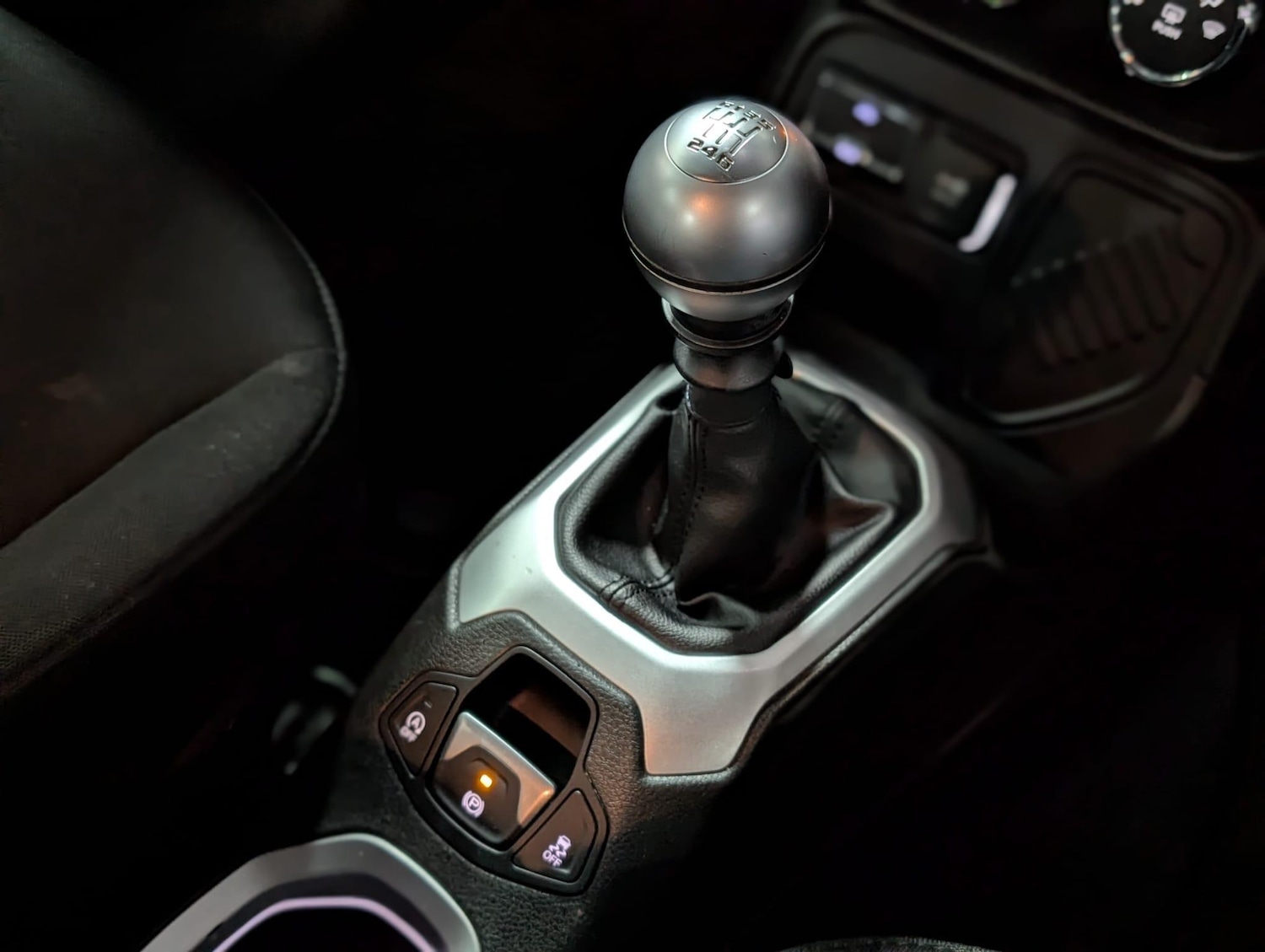 Used Jeep Renegade 2017 for sale - 77647083: Photo 9