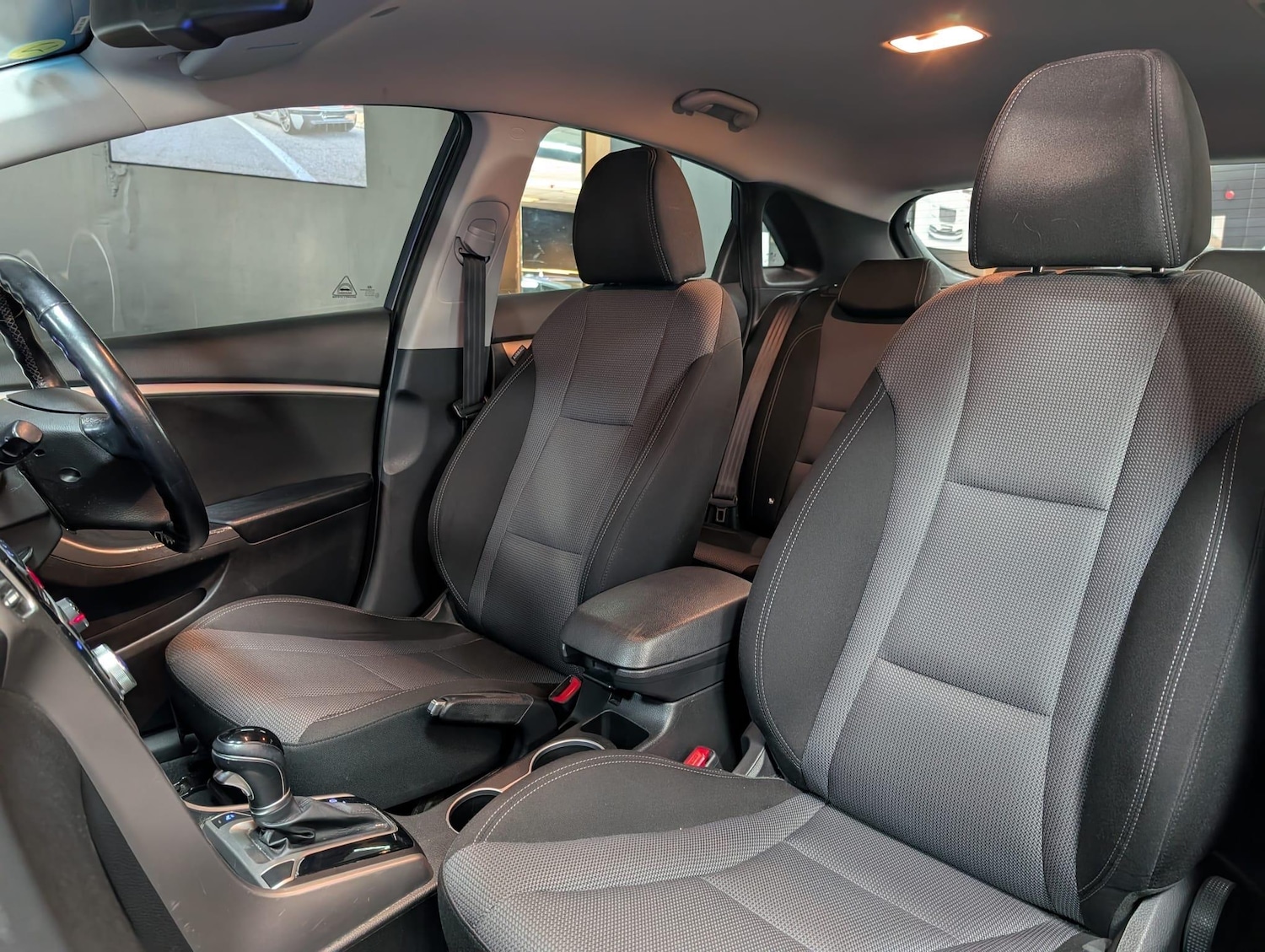 Used Hyundai i30 2016 for sale - 77109912: Photo 34