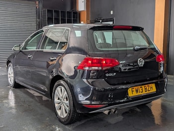 Used Volkswagen Golf 2013 for sale - 75635383: Photo