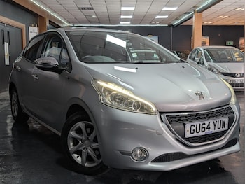 Used Peugeot 208 2014 for sale - 75577258: Photo