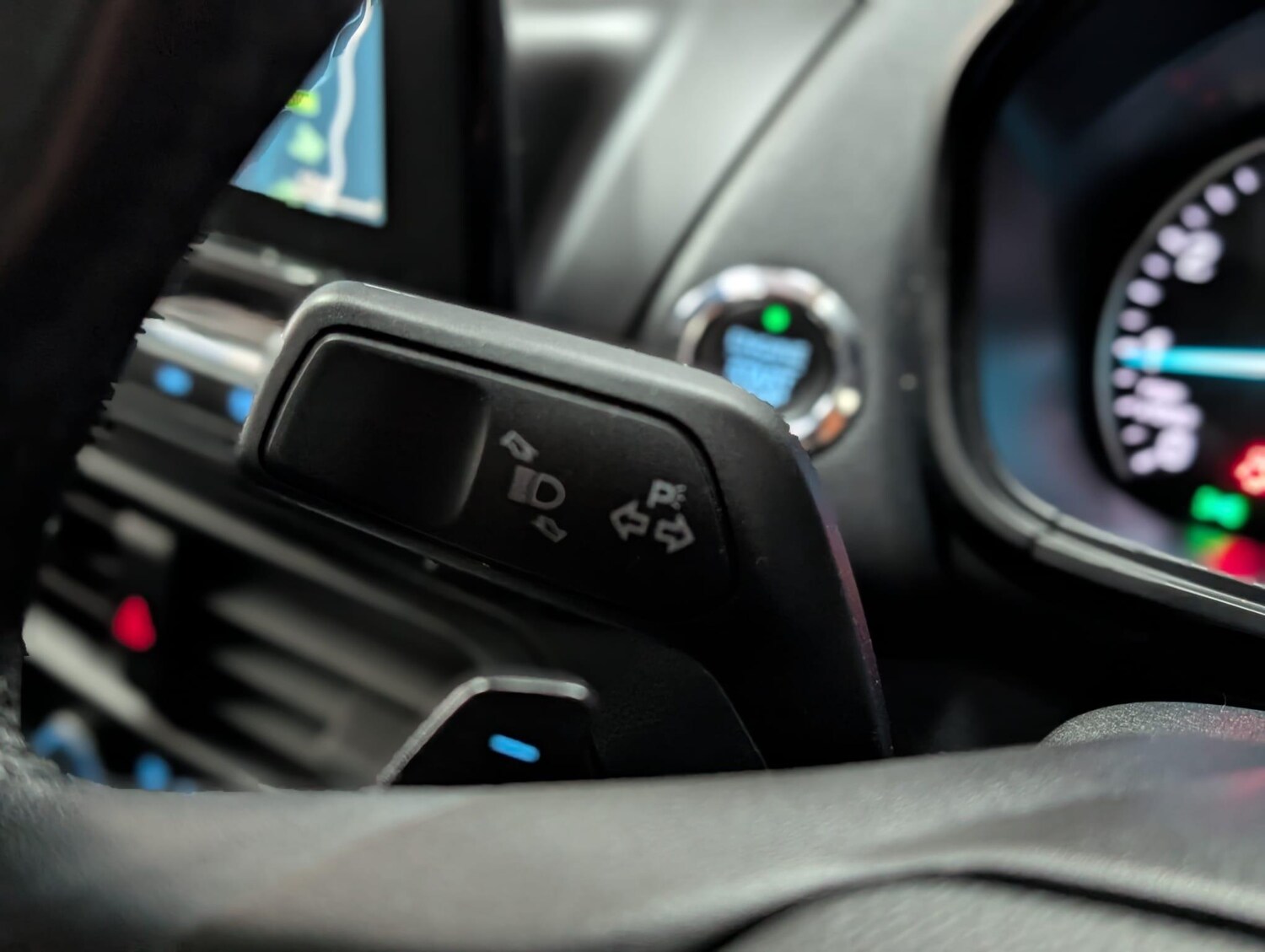 Used Ford Ecosport 2018 for sale - 76138288: Photo 14