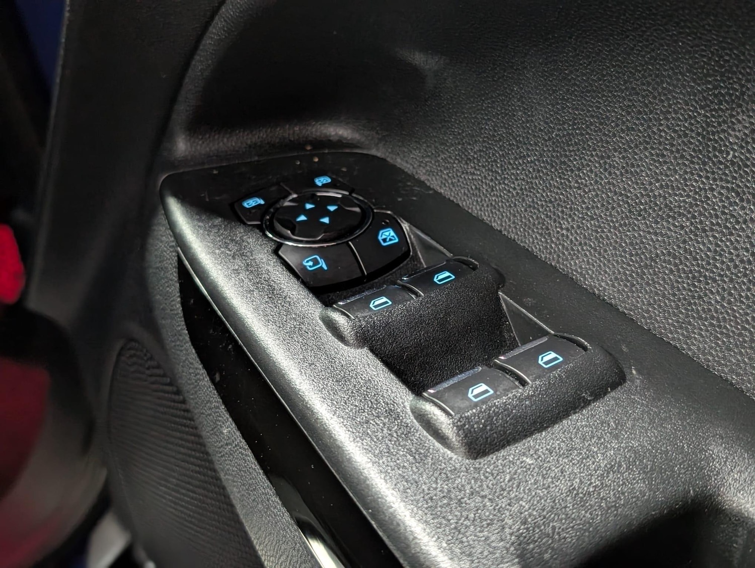 Used Ford Ecosport 2018 for sale - 76138288: Photo 21