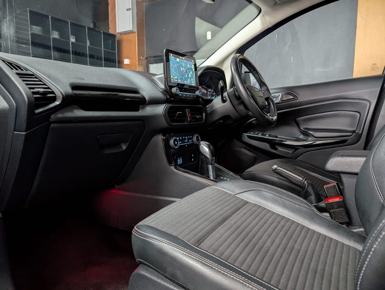 Used Ford Ecosport 2018 for sale - 76138288: Photo 28