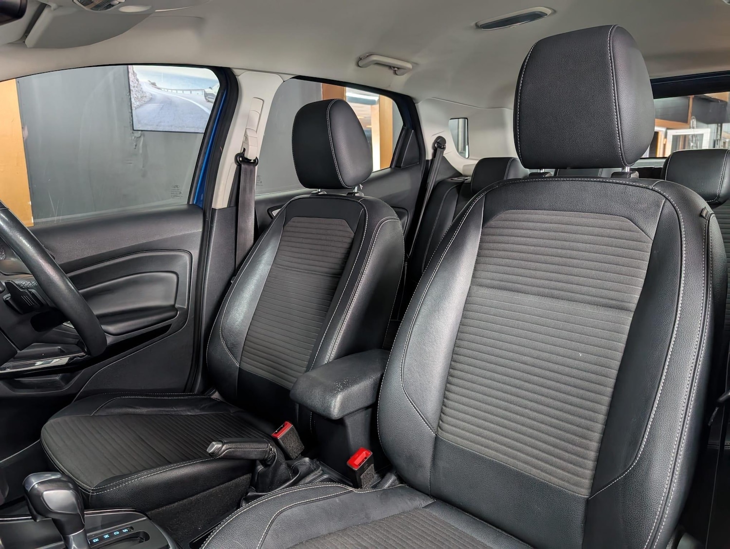 Used Ford Ecosport 2018 for sale - 76138288: Photo 29