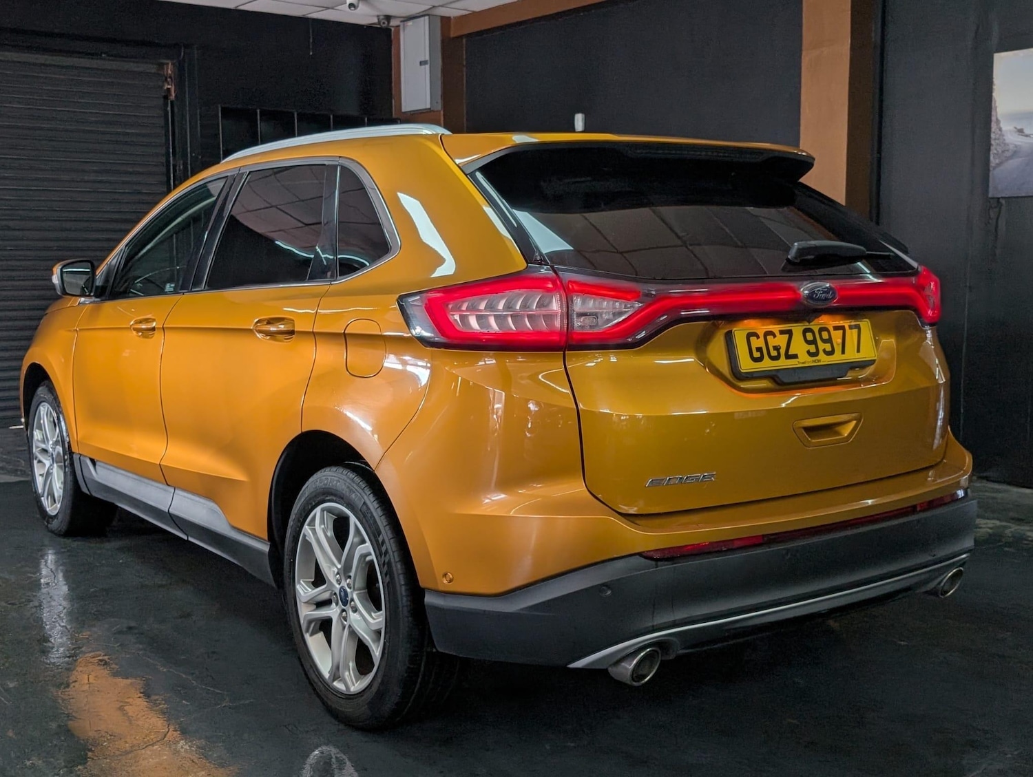 Used Ford Edge 2017 for sale - 77839881: Photo 3