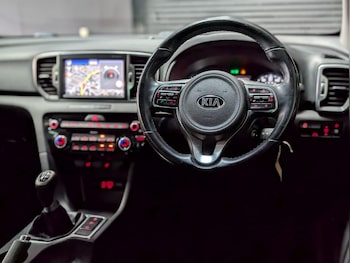 Used Kia Sportage 2016 for sale - 76607690: Photo