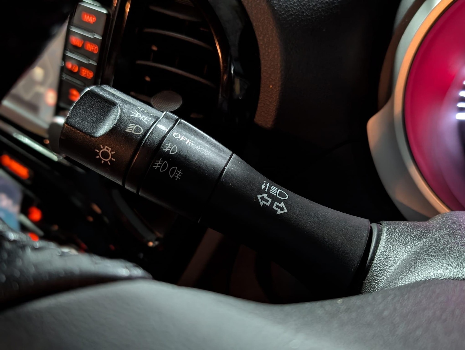 Used Nissan Juke 2014 for sale - 77344379: Photo 18