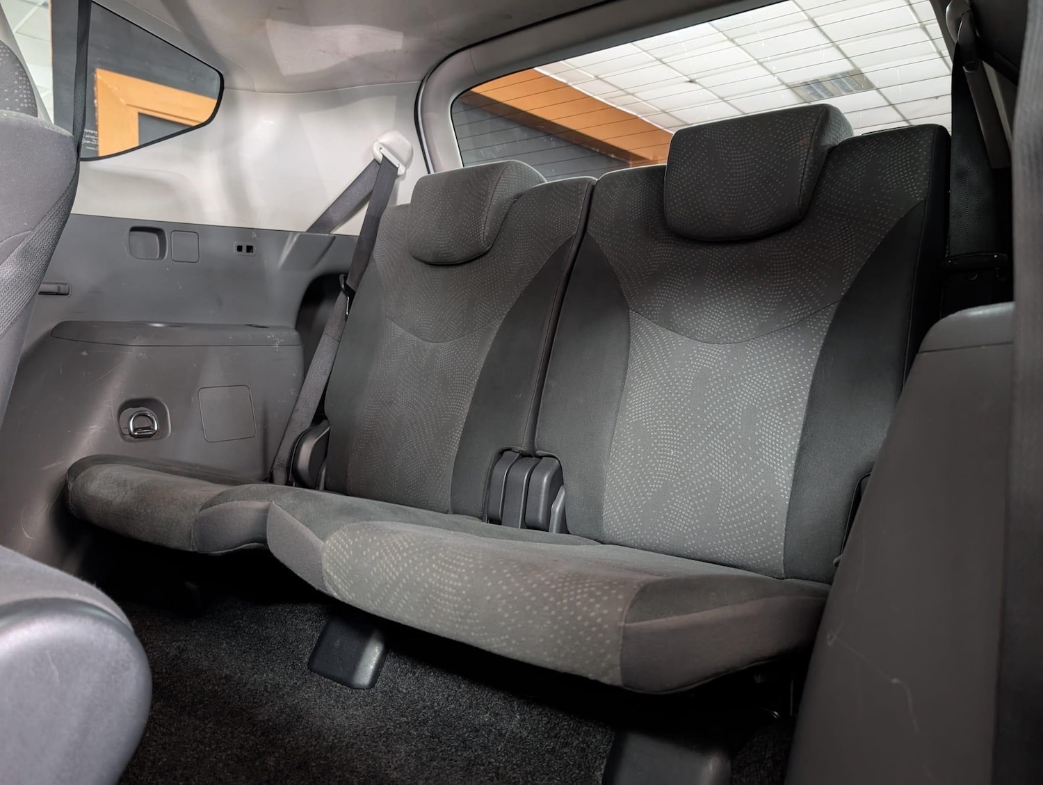 Used Toyota Prius+ 2012 for sale - 75670836: Photo 15