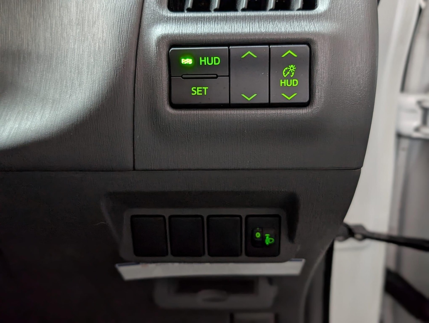 Used Toyota Prius+ 2012 for sale - 75670836: Photo 19