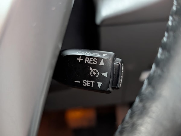 Used Toyota Prius+ 2012 for sale - 75670836: Photo 20