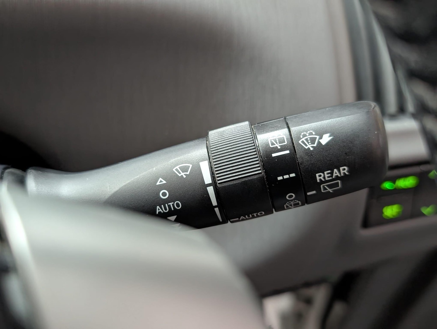 Used Toyota Prius+ 2012 for sale - 75670836: Photo 21