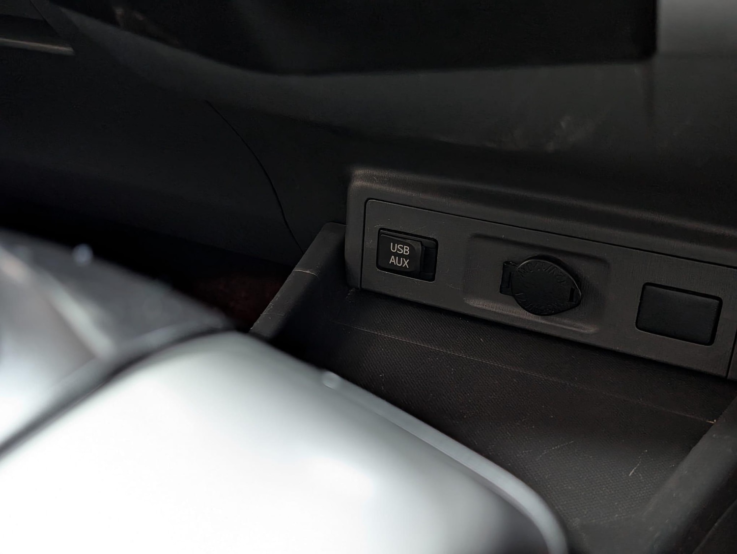 Used Toyota Prius+ 2012 for sale - 75670836: Photo 25